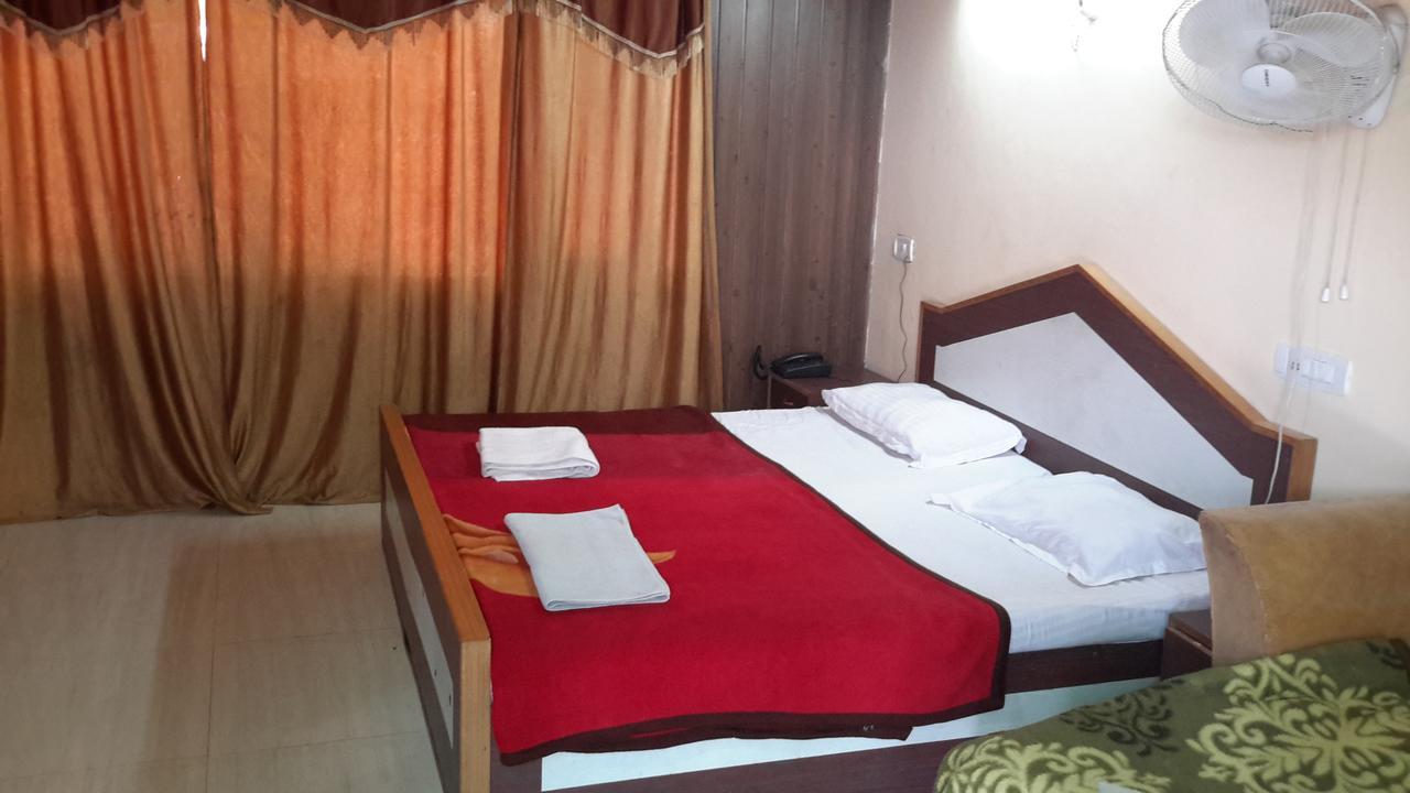 Royal View Hotel ชิมลา ภายนอก รูปภาพ